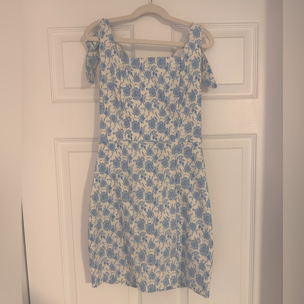 Trixxi white dress with blue flowers size small